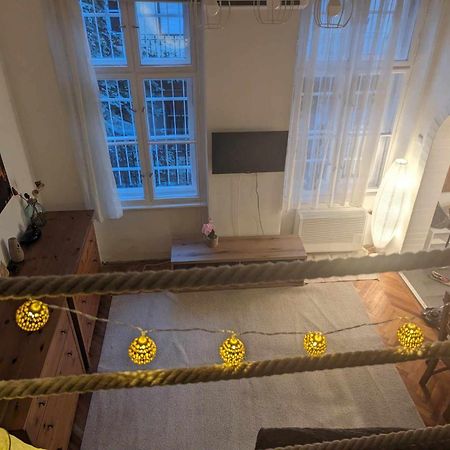 Gallery Flat In Party District Budapest Luaran gambar