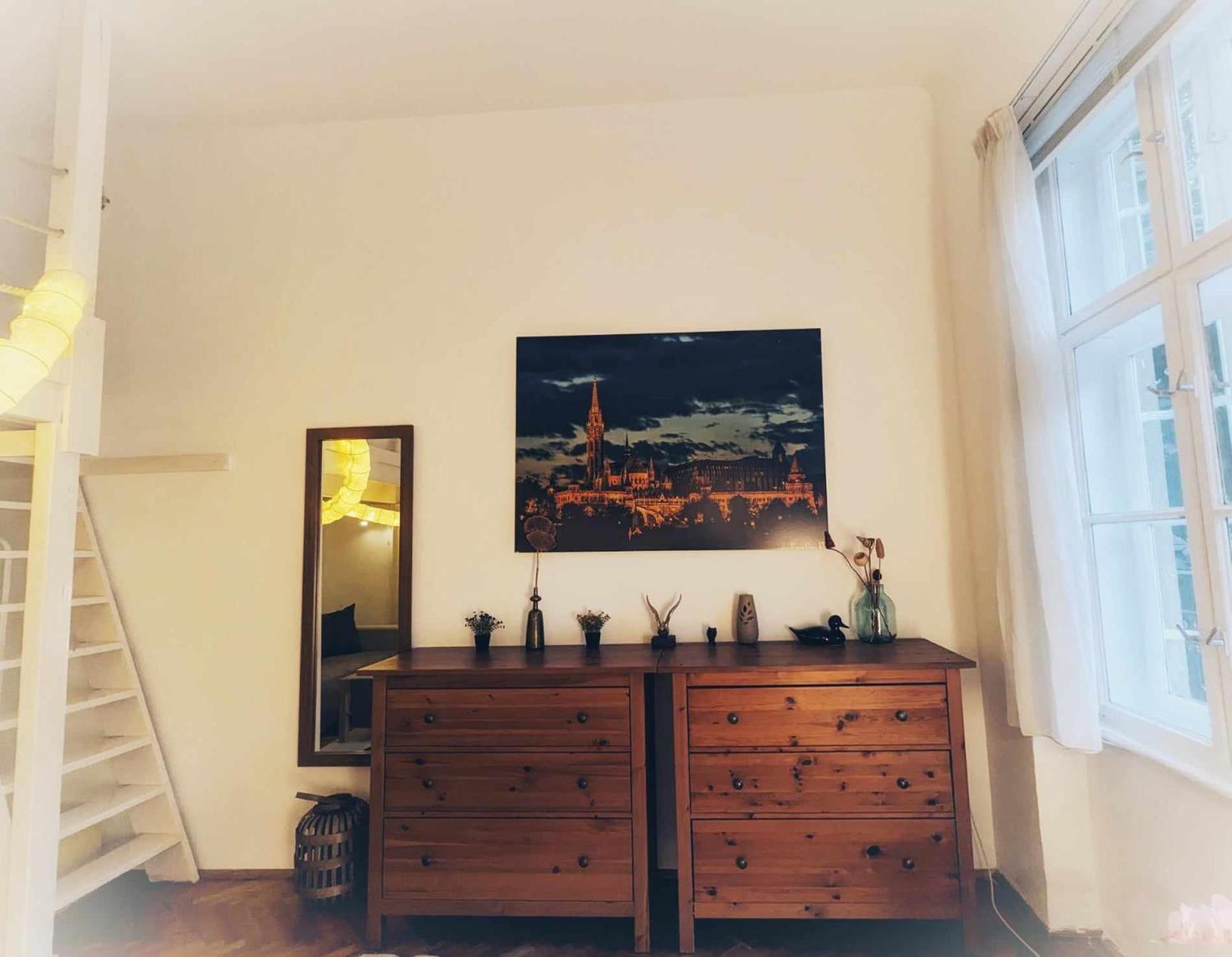 Gallery Flat In Party District Budapest Luaran gambar