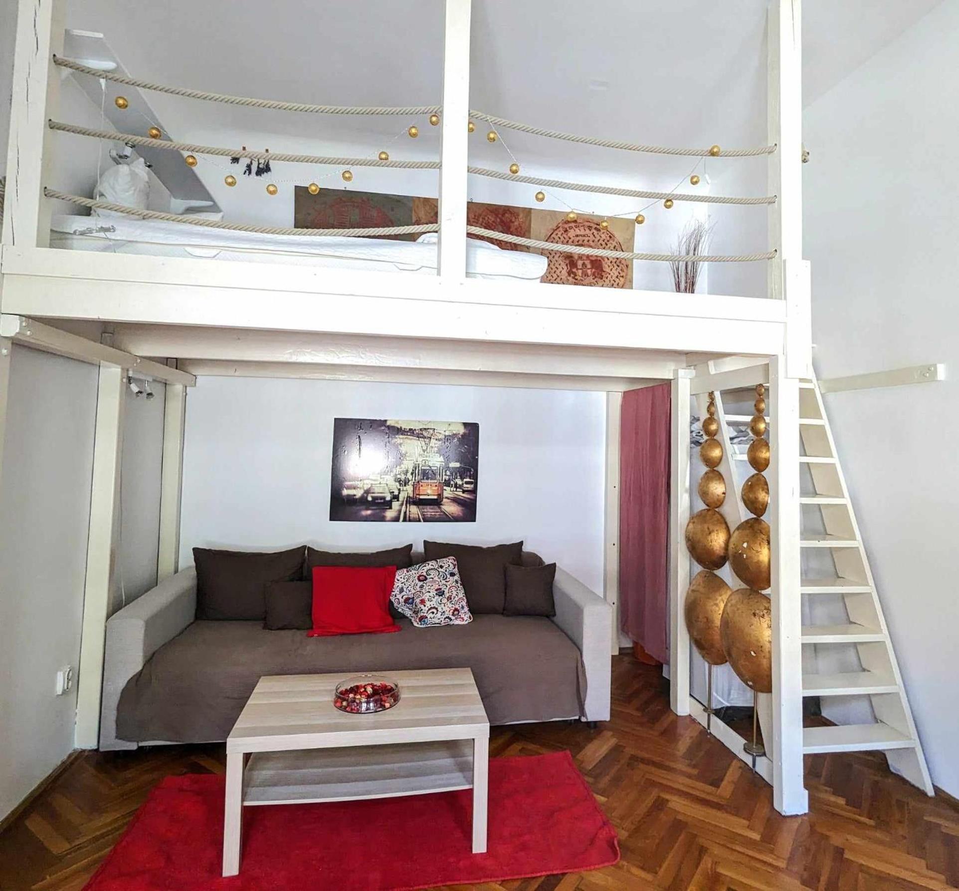Gallery Flat In Party District Budapest Luaran gambar